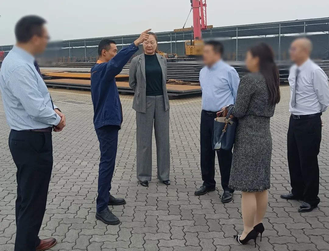 投資額10億，年產(chǎn)值20億！奢侈品包裝生產(chǎn)擴建投資選址項目方考察湖南某地方政府