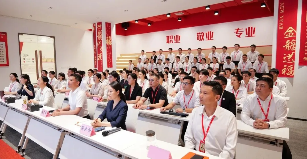 豐富項(xiàng)目資源池，打造招商強(qiáng)引擎！8月中旬，集團(tuán)共38個(gè)優(yōu)質(zhì)投資選址項(xiàng)目通過評(píng)估